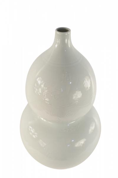 Chinese White Double Gourd Dragon Motif Porcelain Bottle