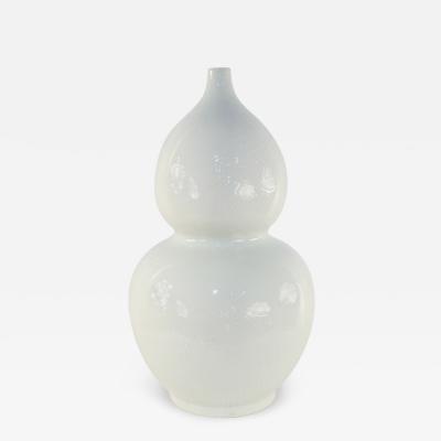 Chinese White Double Gourd Dragon Motif Porcelain Bottle