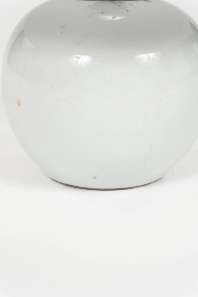 Chinese White Ginger Jar Lamp