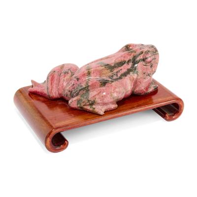Chinese carved rhodonite model of a toad