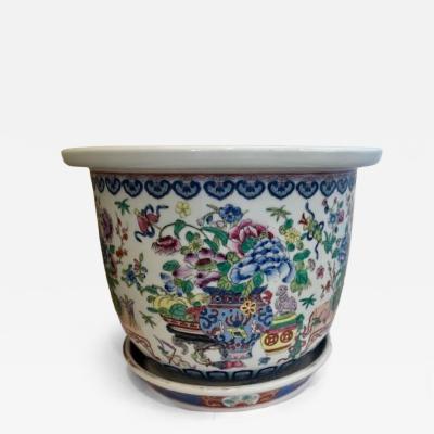 Chinese multicolored decorated porcelain jardiniere
