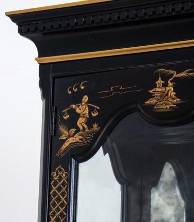 Chinoiserie Display Cabinet Hand Gilt Black Lacquered Wood Vitrine
