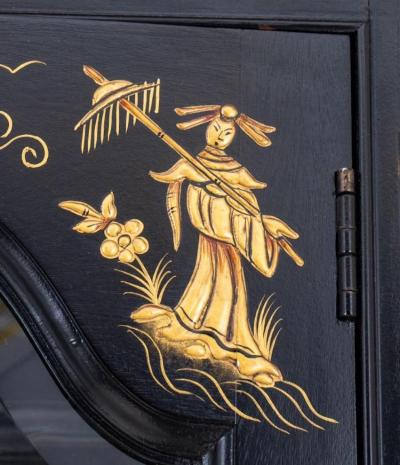 Chinoiserie Display Cabinet Hand Gilt Black Lacquered Wood Vitrine