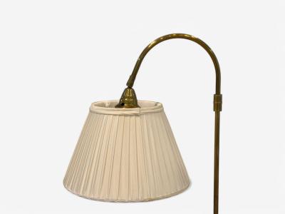 Chinoiserie Style Crackle Lacquer Giltwood Floor Lamp with Shelf USA 20th C