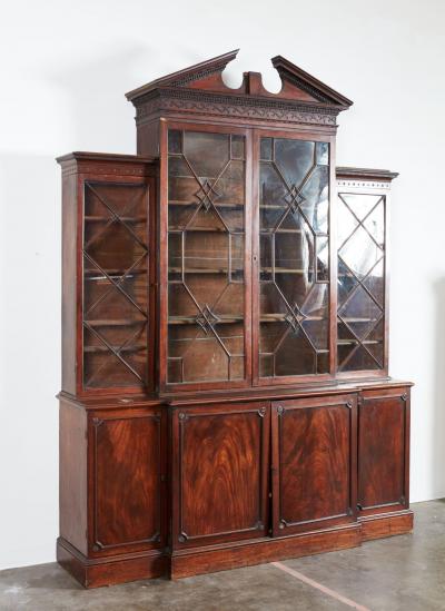 Chippendale Breakfront Bookcase