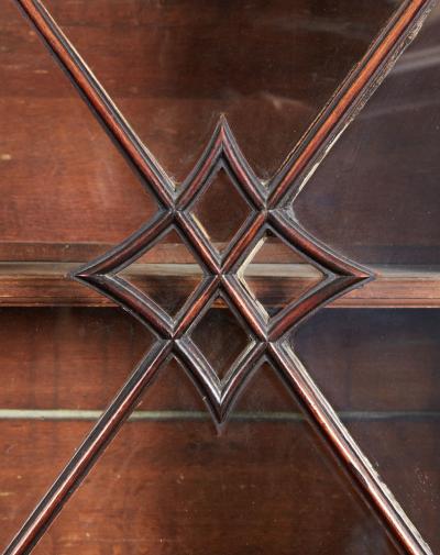 Chippendale Breakfront Bookcase