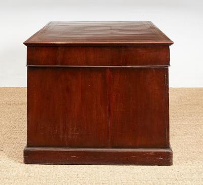 Chippendale Partners Desk