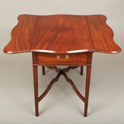 Chippendale Pembroke Table