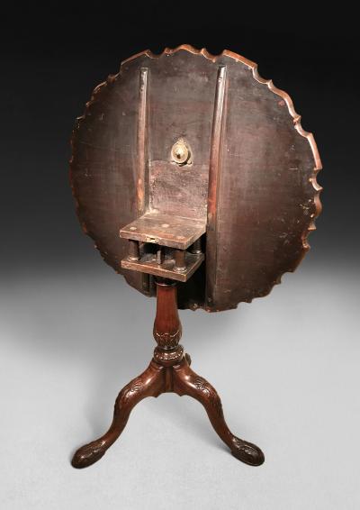 Chippendale Period Carved Mahogany Piecrust Tripod Table