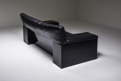 Cini Boeri Black Leather Italian design Cini Boeri Brigadier loveseats for Knoll 1980s