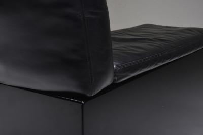 Cini Boeri Black Leather Italian design Cini Boeri Brigadier loveseats for Knoll 1980s