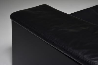 Cini Boeri Black Leather Italian design Cini Boeri Brigadier loveseats for Knoll 1980s