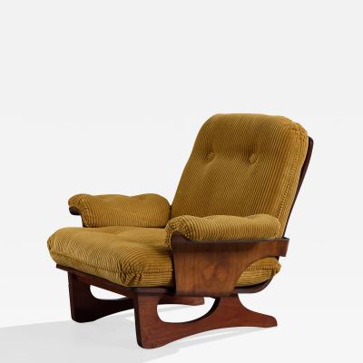 Cinova Lounge Chair with Wood and Fabric Italy 1970s