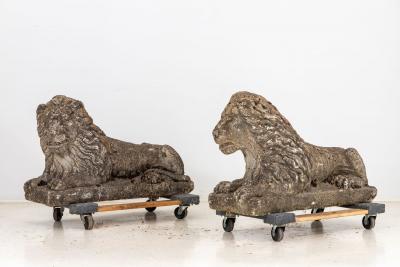 Circa 1920 English Pair of Large Recumbent Concrete Lions