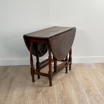 Circa Early 18th Century English Oak Drop Leaf Table