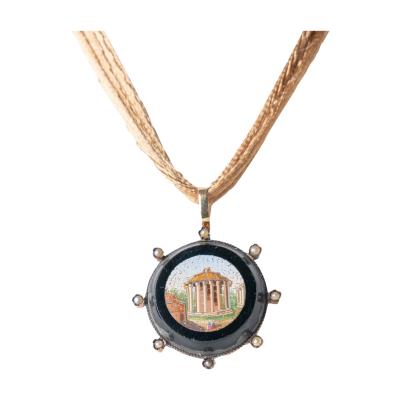 Circular micro mosaic pendant necklace of the Temple of Vesta 1830 40 