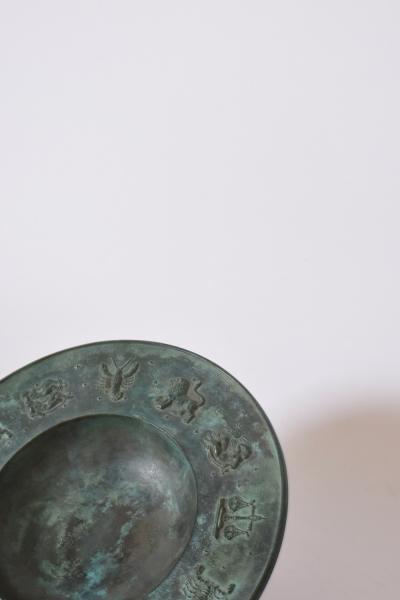 Circular neoclassical bronze plate 1940s 