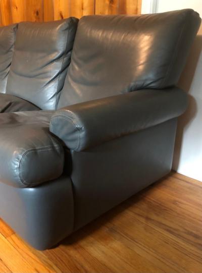 Classic French Art Deco 1930 Style Leather Club Sofa Couch