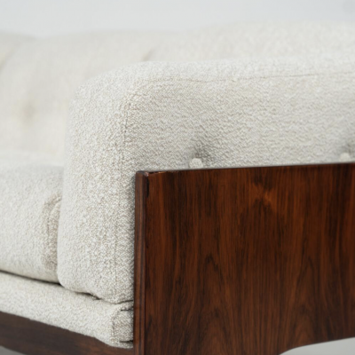 Claudio Salocchi Mid Century Sofa Oriolo by Claudio Salocchi for Sormani Wood and White Fabric