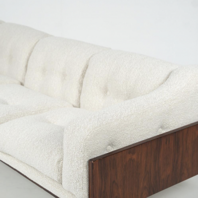 Claudio Salocchi Mid Century Sofa Oriolo by Claudio Salocchi for Sormani Wood and White Fabric