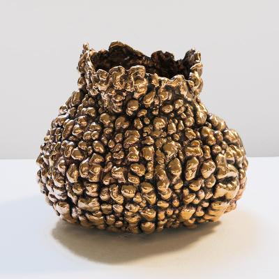 Clotilde Ancarani BUBBLE VASE Bronze sculpture