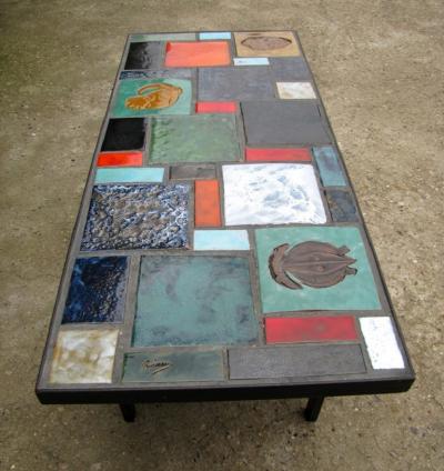 Coffee table with Africanist decor France 1950