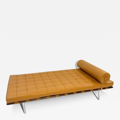 Cognac Barcelona Daybed by Ludwig Mies van der Rohe for Knoll 2000s
