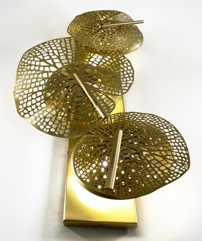 Contemporary Bespoke Organic Italian Art Design Perforated Brass Leaf Sconce
