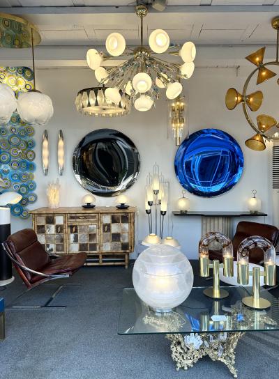 Contemporary Brass Sputnik Chandelier Flowers Murano Glass White Cup Italy