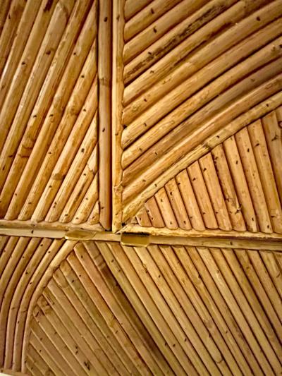 Contemporary Italian Bamboo Cabinet Bar with 2 Door 2 Glass Shelf Brass Details