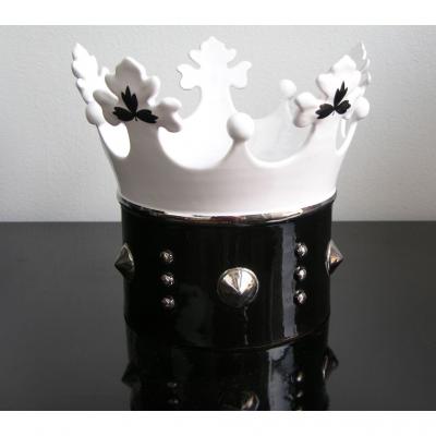 Contemporary Italian Enameled Black White Majolica Crown Bowl Platinum Accents