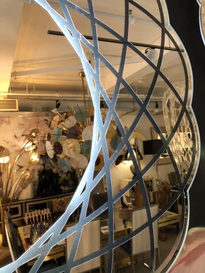 Contemporary Italian Organic Modern Lace Decor Scalloped Round Mirror with Light