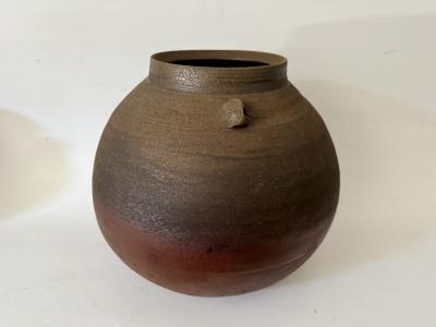 Contemporary Japanese Jar by Fujiwara Yu
