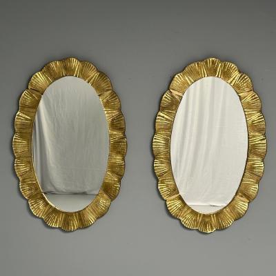 Contemporary Oval Wall Mirrors Scallop Motif Murano Glass Gilt Gold Italy