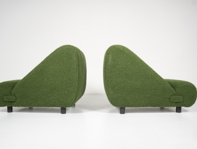 Contemporary Pair of Armchairs with Ottoman Green Upholstery Italy