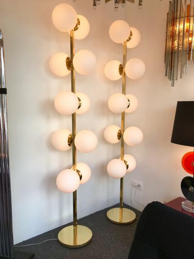 Contemporary Pair of Brass Floor Lamps Opaline Ball Italy