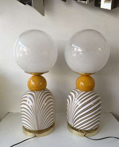 Contemporary Pair of Brass and Berlingo Stripe Murano Glass Lamps Italy
