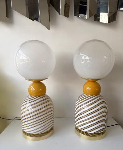 Contemporary Pair of Brass and Berlingo Stripe Murano Glass Lamps Italy