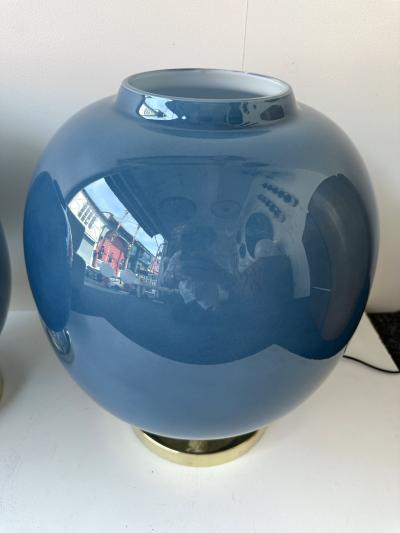 Contemporary Pair of Brass and Blue Murano Glass Bulb Lamps Italy