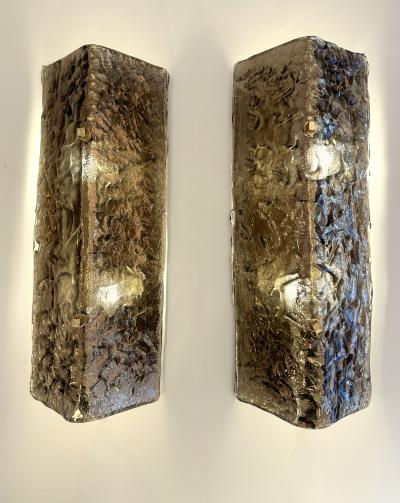 Contemporary Pair of Brass and Cola Folded Leaf Murano Glass Sconces Italy