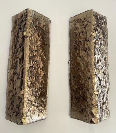Contemporary Pair of Brass and Cola Folded Leaf Murano Glass Sconces Italy