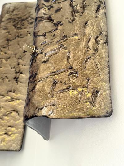 Contemporary Pair of Brass and Cola Folded Leaf Murano Glass Sconces Italy