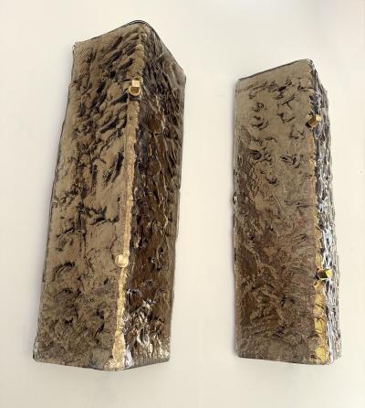 Contemporary Pair of Brass and Cola Folded Leaf Murano Glass Sconces Italy