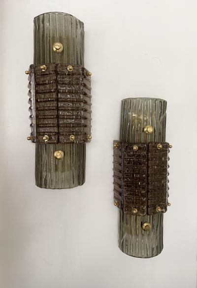 Contemporary Pair of Brass and Cola Gold Leaf Murano Glass Sconces Italy