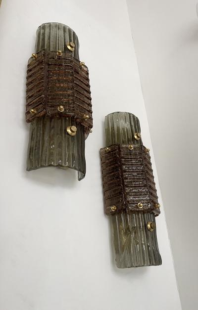 Contemporary Pair of Brass and Cola Gold Leaf Murano Glass Sconces Italy