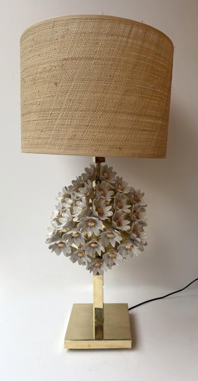 Contemporary Pair of Brass and Gilt Porcelain Daisy Lamps Italy