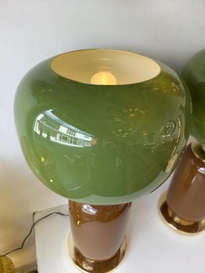Contemporary Pair of Brass and Green Murano Glass Bulb Shade Lamps Italy