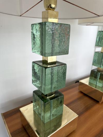 Contemporary Pair of Brass and Green Murano Glass Cube Lamps Italy