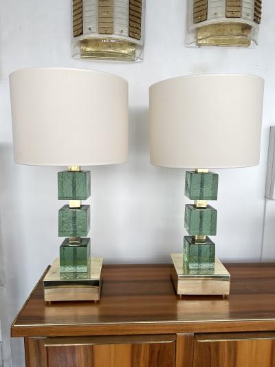 Contemporary Pair of Brass and Green Murano Glass Cube Lamps Italy