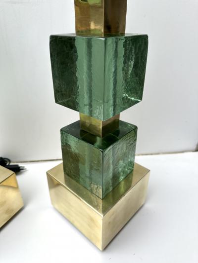 Contemporary Pair of Brass and Green Murano Glass Cube Lamps Italy
